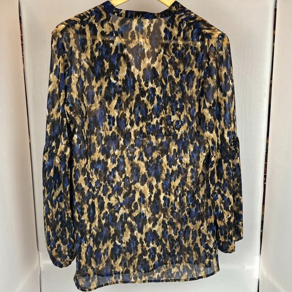 Chico's Animal Print Popover Tunic with Pleated Bodice and Cover Buttons… - Picture 9 of 9